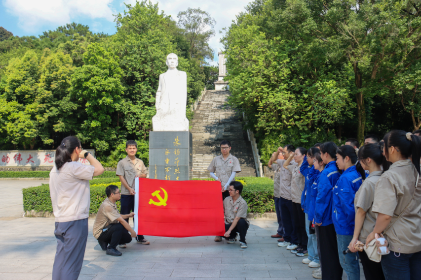 “強化警示教育 嚴(yán)守紀(jì)律紅線”——廣西銀億公司黨委參觀廉政教育基地
